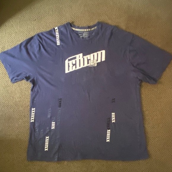 Nike LeBron navy t-shirt - Picture 4 of 9